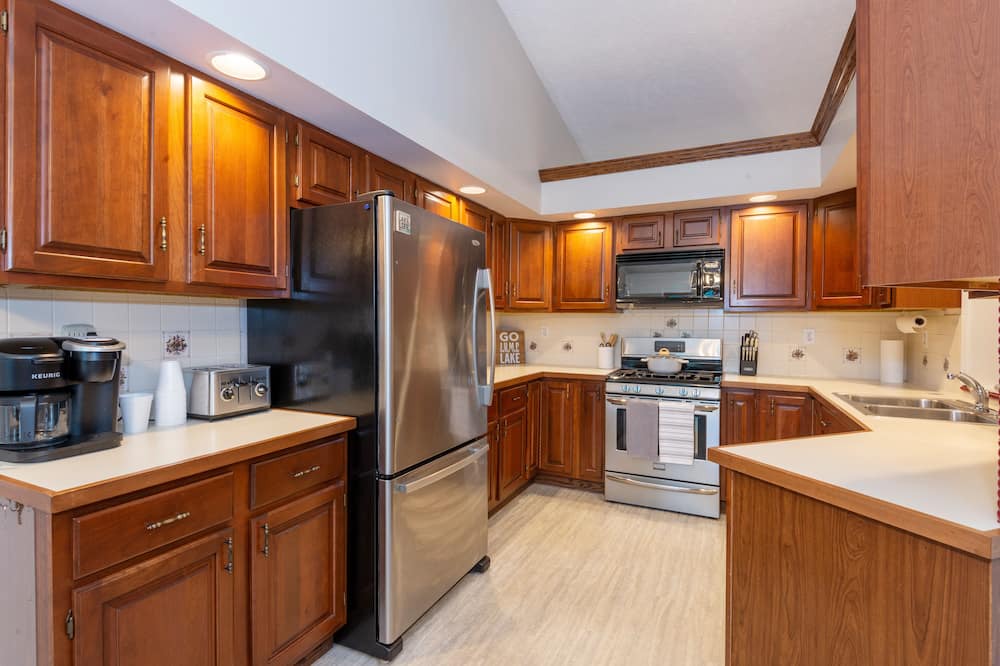 Photo of Kitchen in Treasure Lake