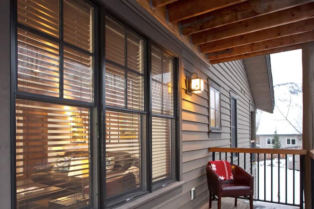 Photo of Patio Balcony in Jackson