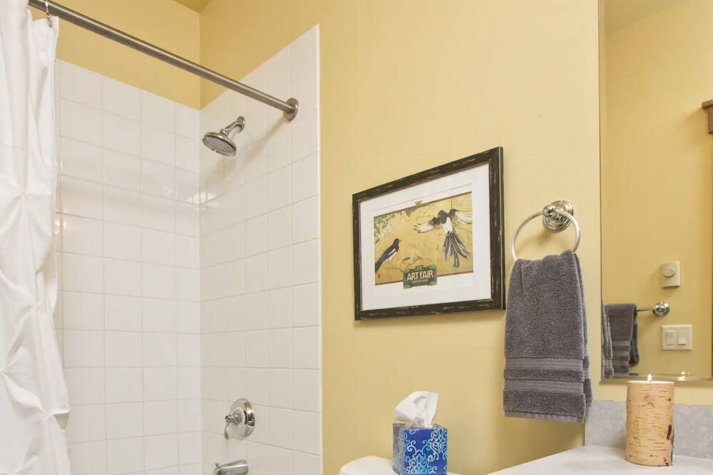 Photo of Bathroom in Jackson