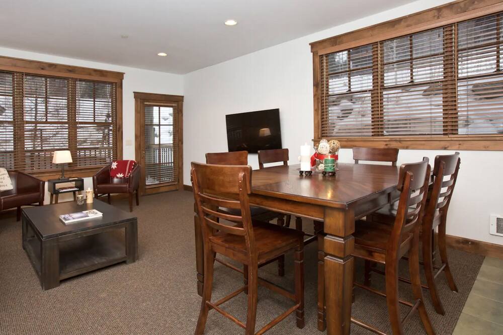 Photo of Livingroom in Jackson