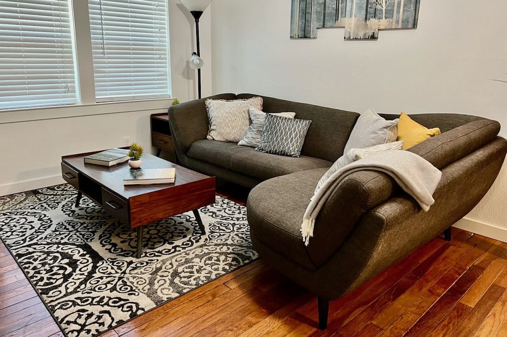 Photo of Livingroom in Lake Jackson