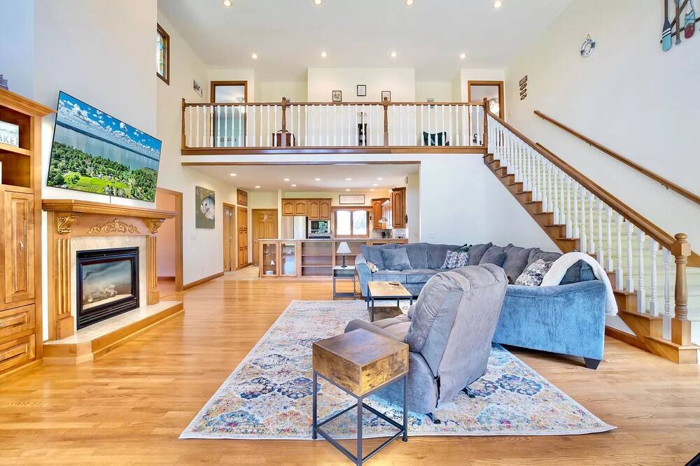 Photo of Livingroom in Houston