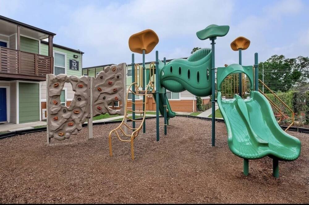Photo of Others in Brookhollow