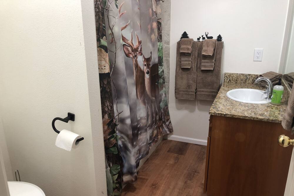 Photo of Bathroom in Star Valley Ranch
