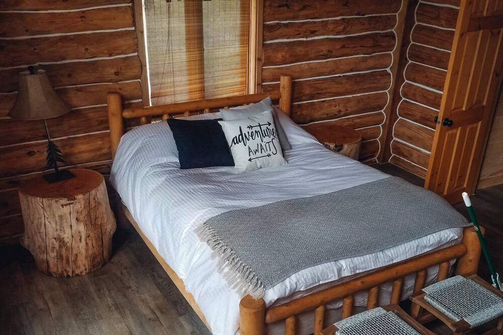 Photo of Bedroom in Condon