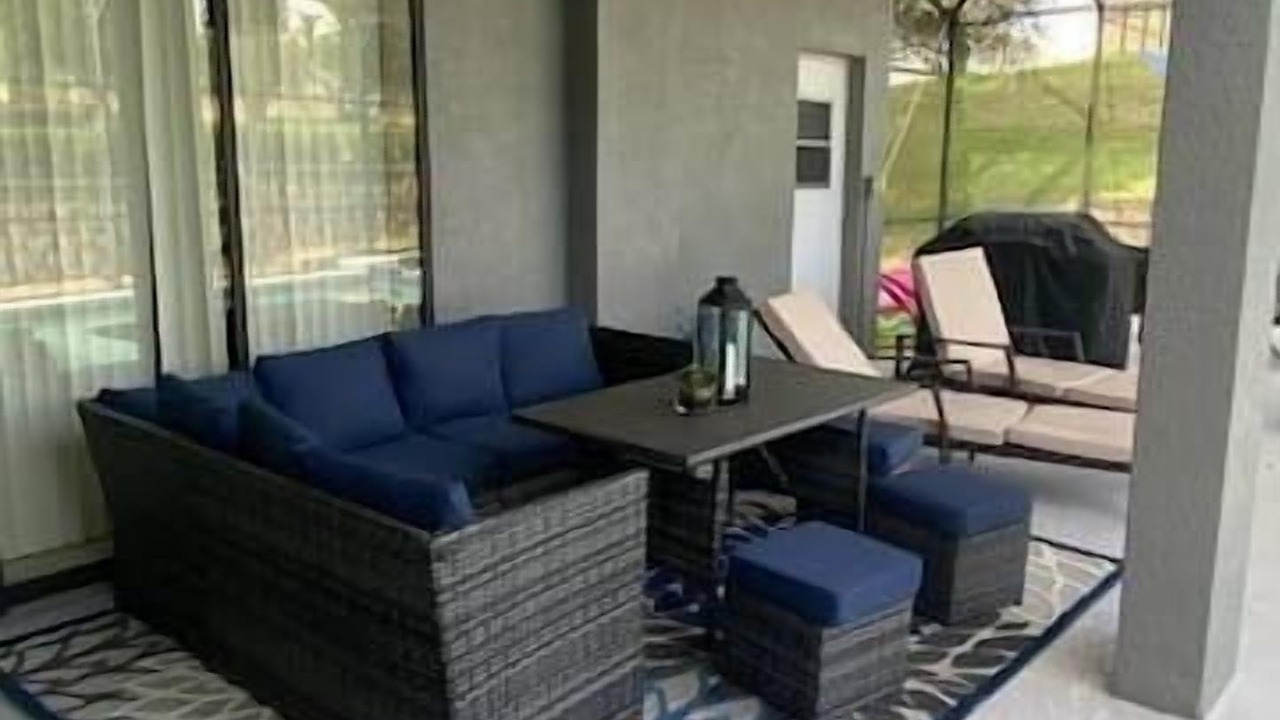 Photo of Patio Balcony in Legacy Park
