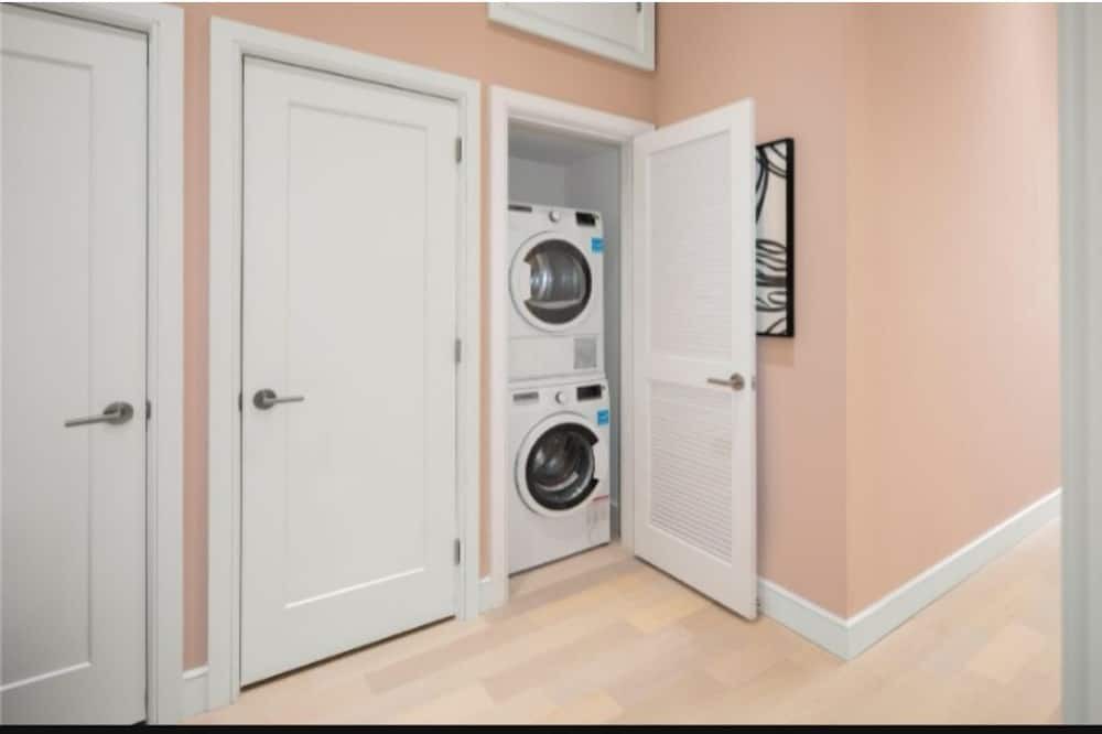 Photo of Bedroom in Poplar