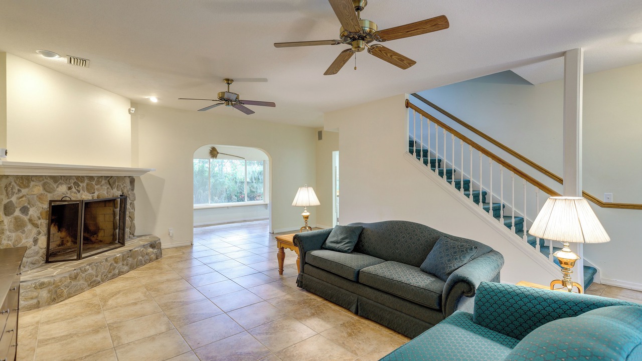 Photo of Livingroom in Titusville
