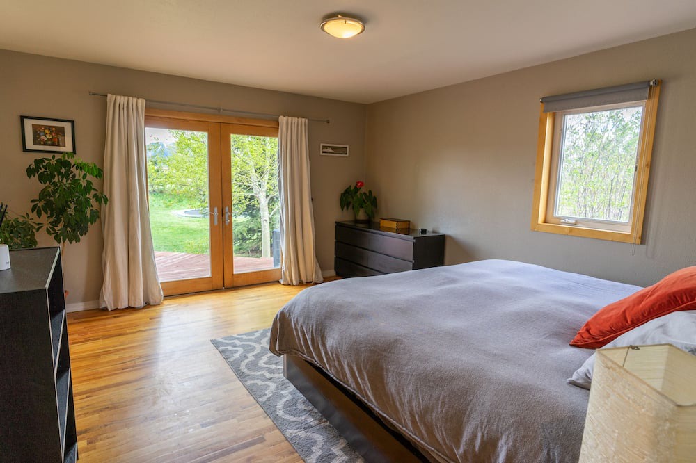 Photo of Bedroom in Leigh Creek Estates