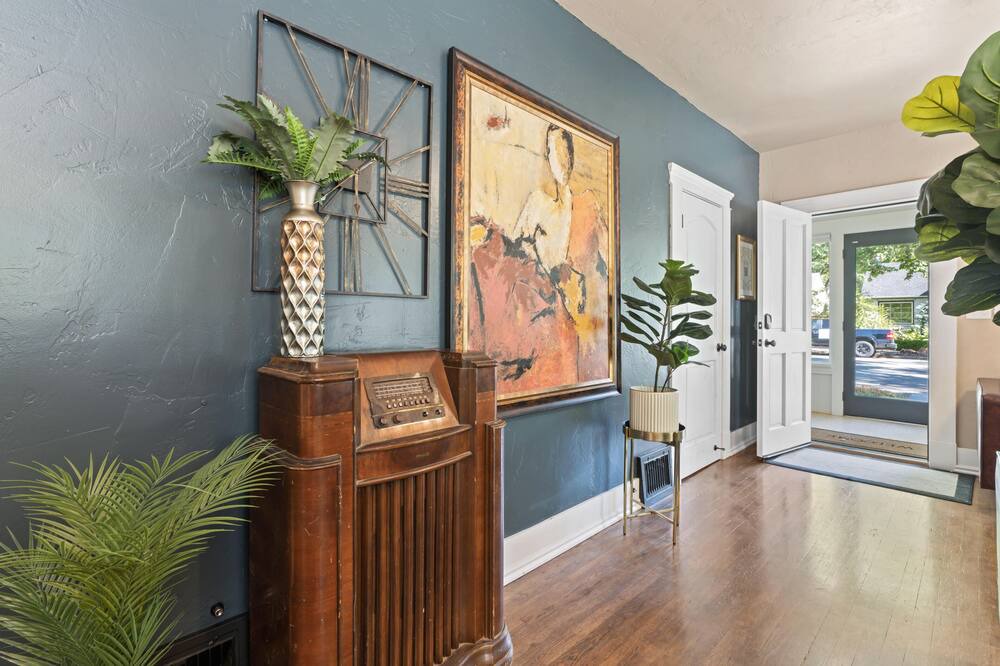 Photo of Bedroom in Harrison Boulevard