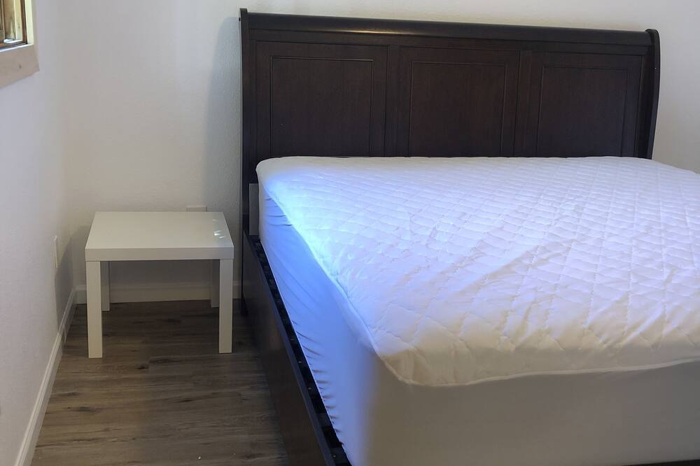 Photo of Bedroom in Clark Fork