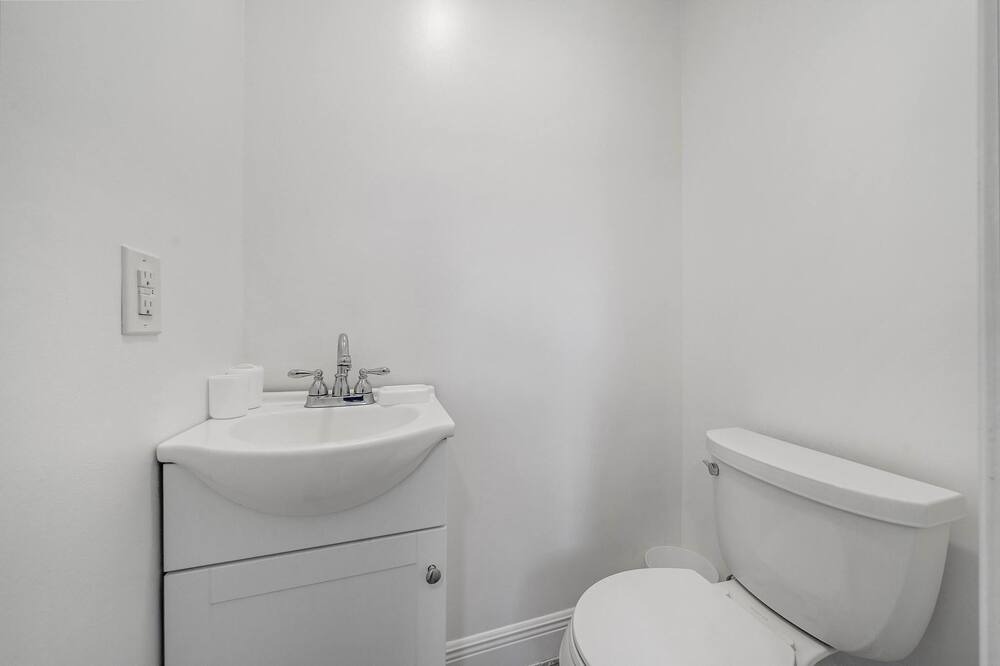 Photo of Bathroom in Briarforest