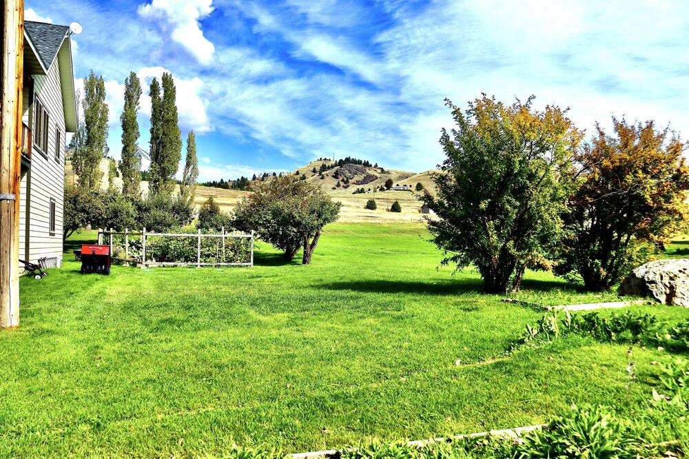 Photo of Outdoor in Elmo