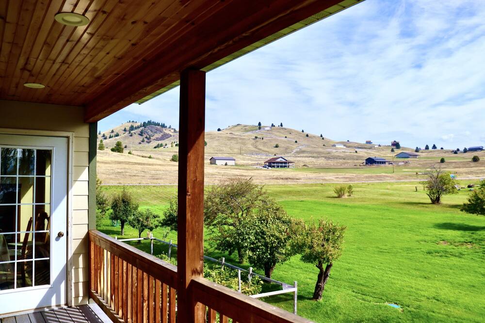 Photo of Outdoor in Elmo