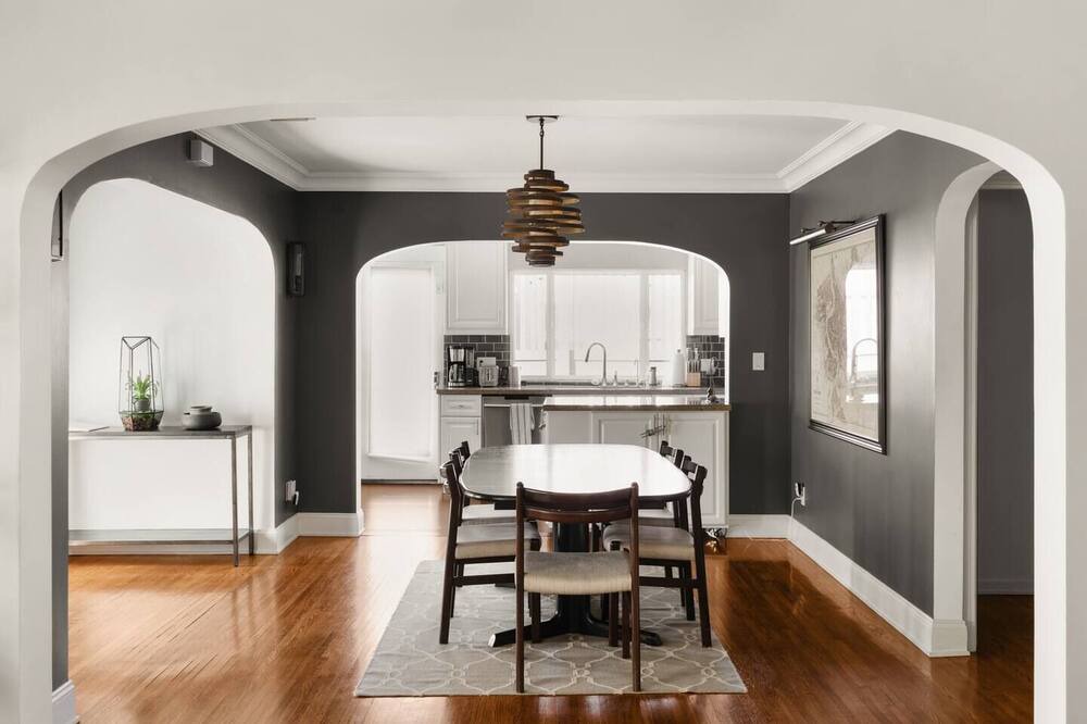 Photo of Kitchen in Mid-Wilshire