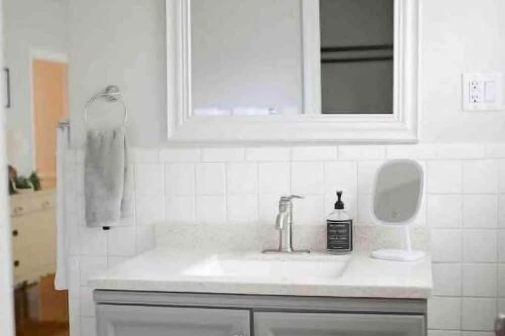 Photo of Bathroom in Cheraw