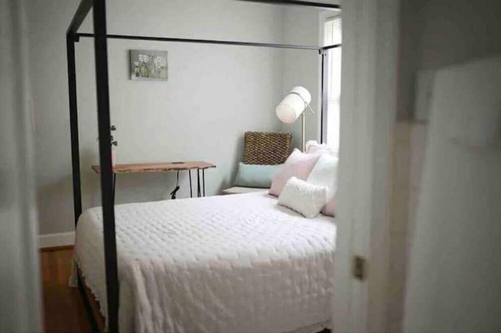 Photo of Bedroom in Cheraw