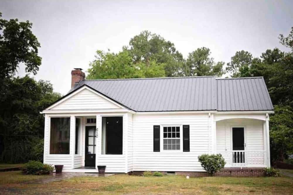 Photo of Outdoor in Cheraw