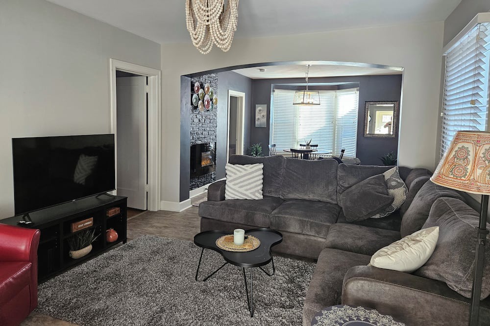 Photo of Livingroom in Helena