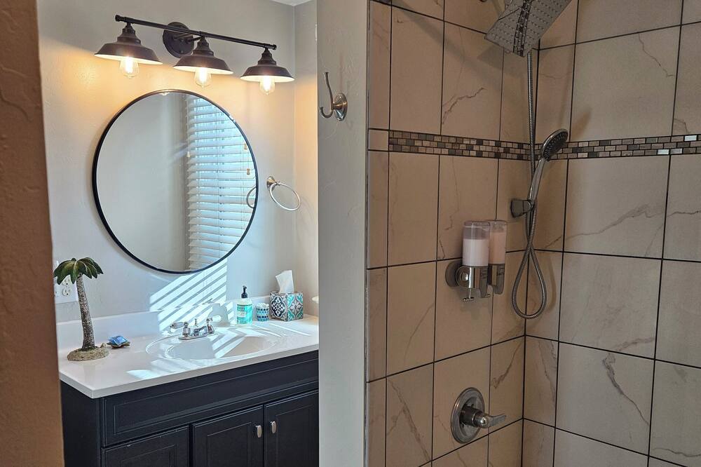 Photo of Bathroom in Helena