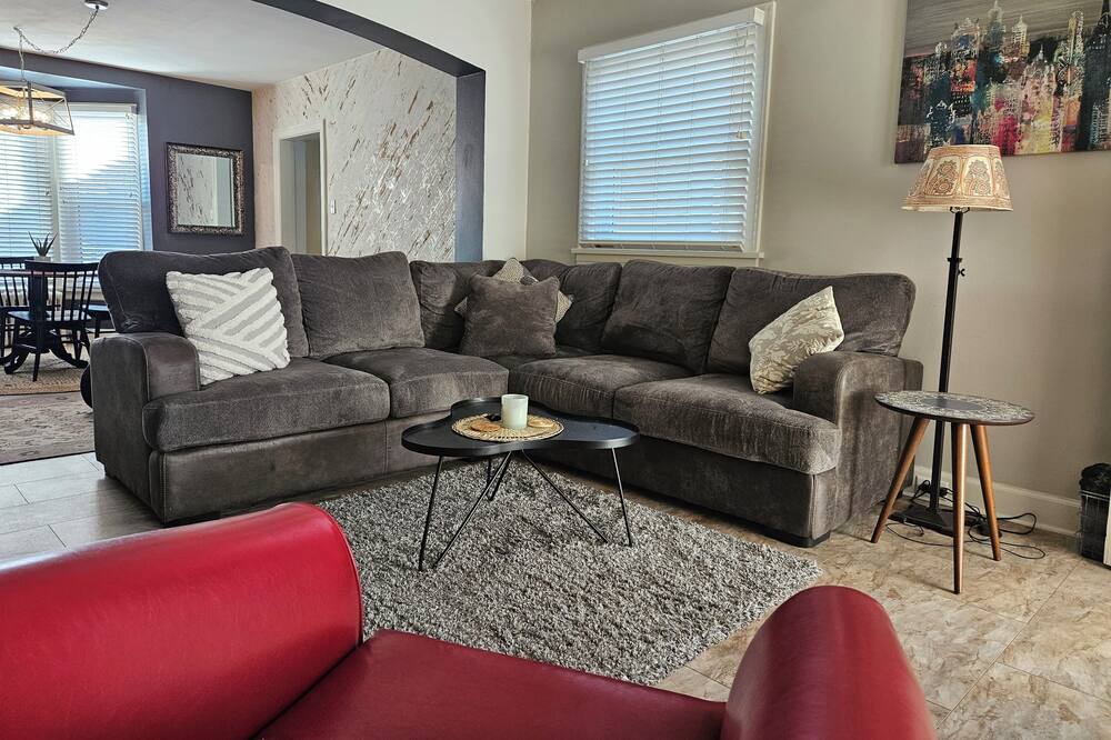 Photo of Livingroom in Helena