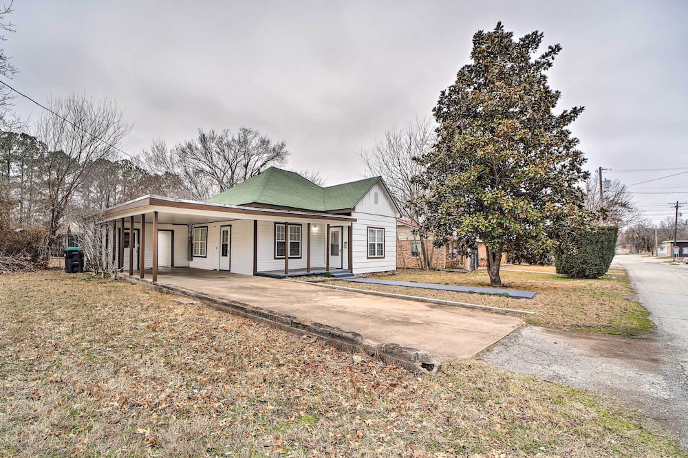 Photo of Others in Tahlequah