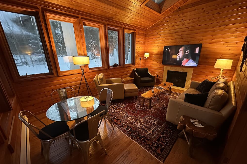 Photo of Livingroom in Blue River