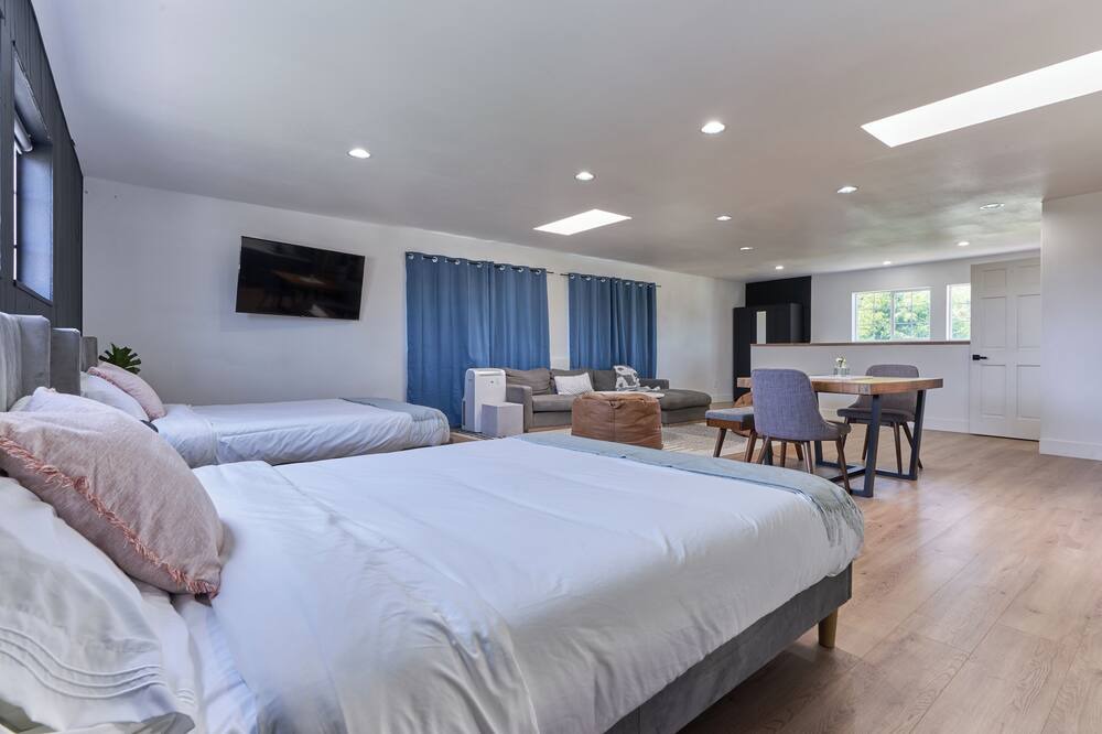 Photo of Bedroom in Torrance
