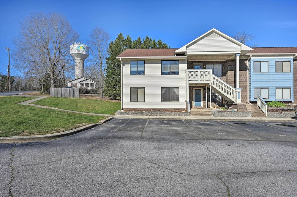 Photo of Outdoor in Archdale