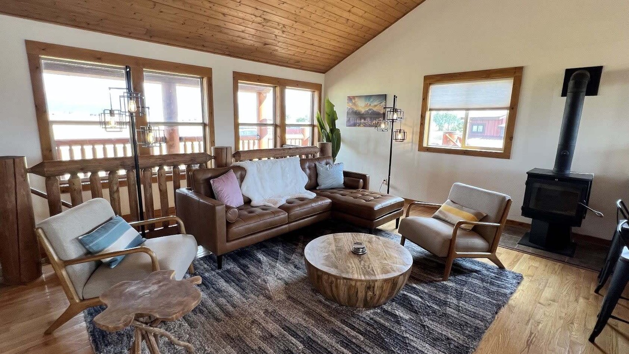Photo of Others in Leigh Creek Estates