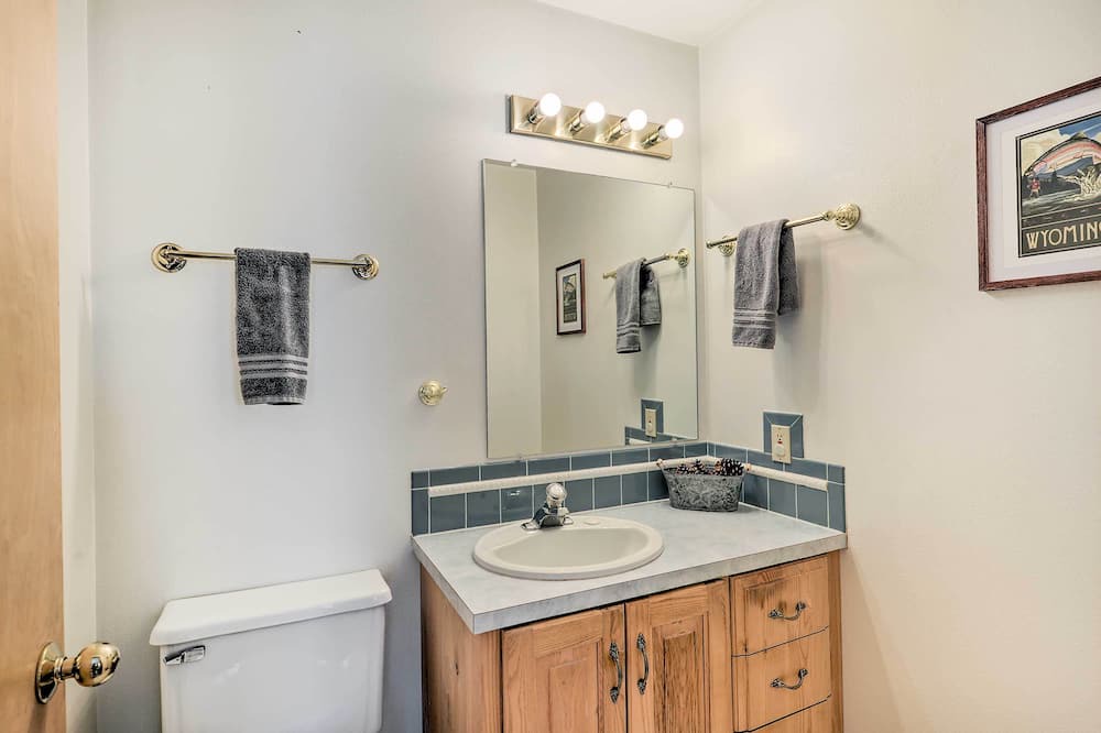 Photo of Bathroom in Star Valley Ranch