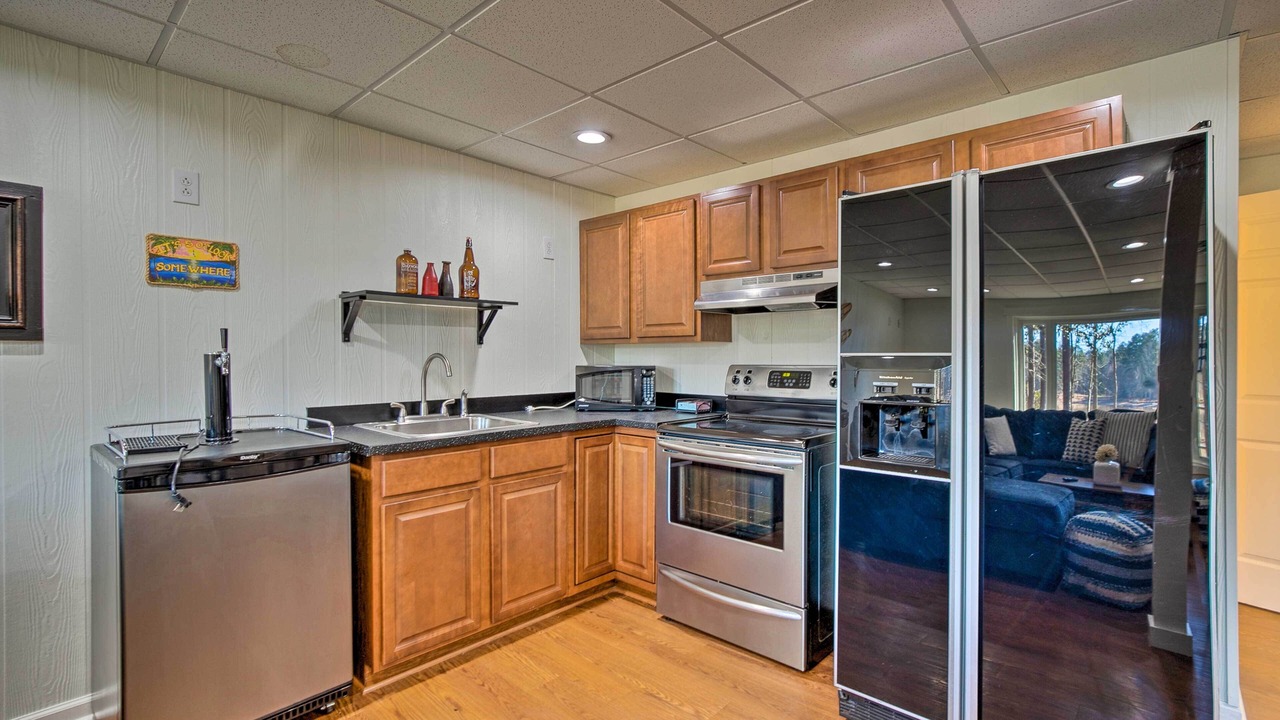 Photo of Kitchen in White Oak