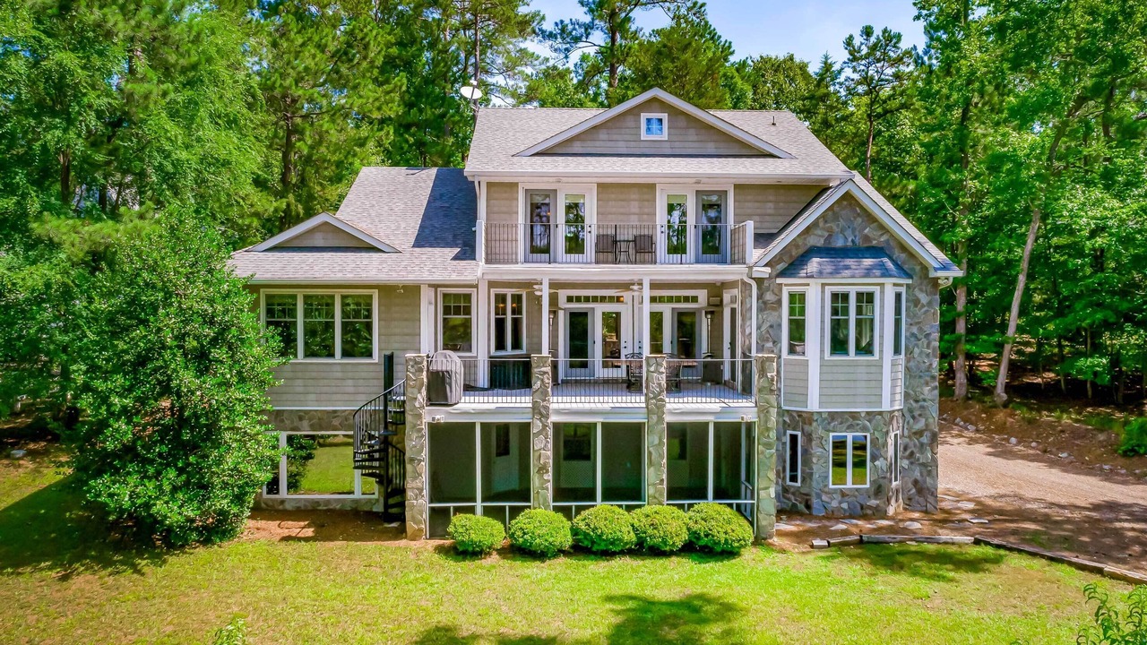 Photo of Outdoor in White Oak