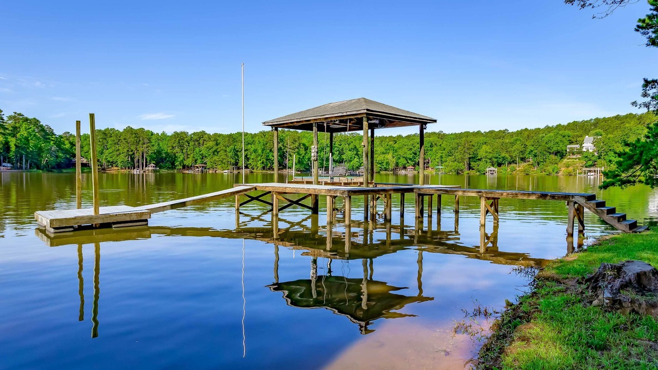 Photo of Outdoor in White Oak