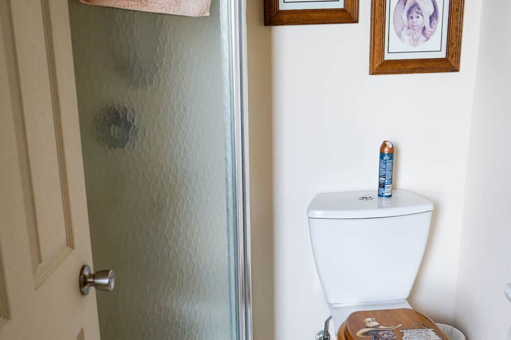 Photo of Bathroom in Twin Bridges