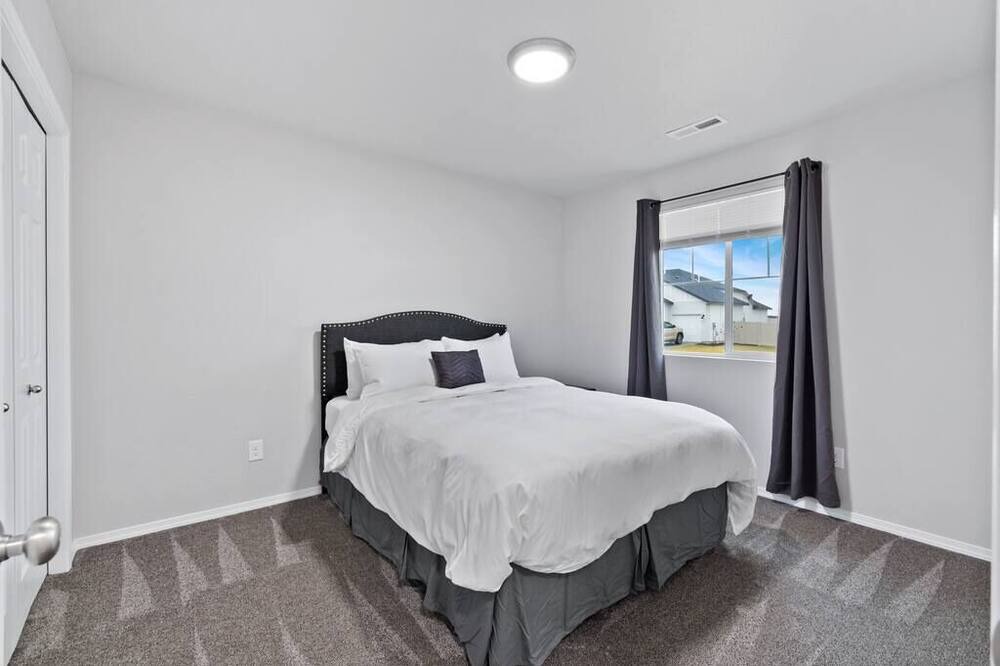 Photo of Bedroom in Caldwell