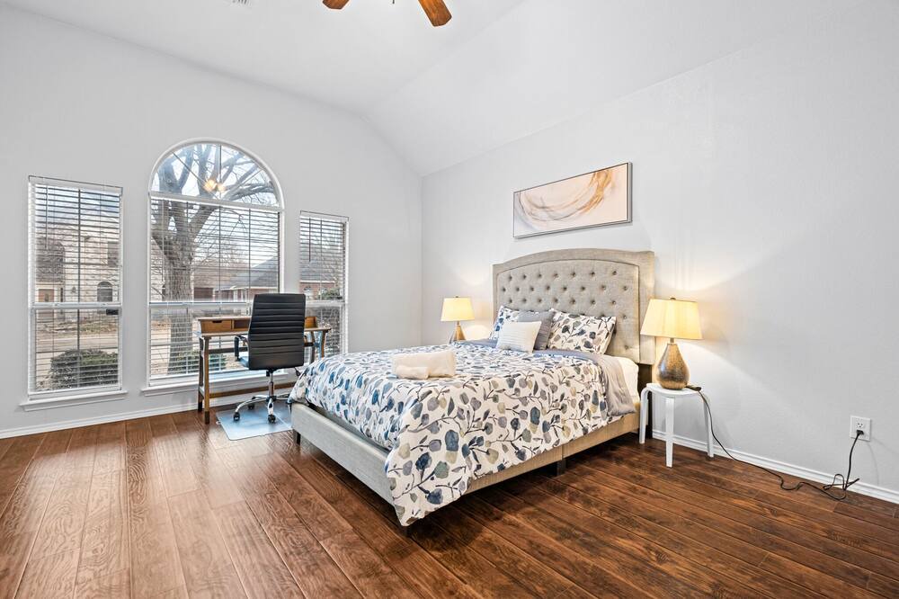 Photo of Bedroom in Frisco