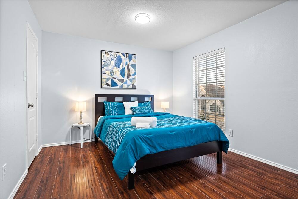 Photo of Bedroom in Frisco