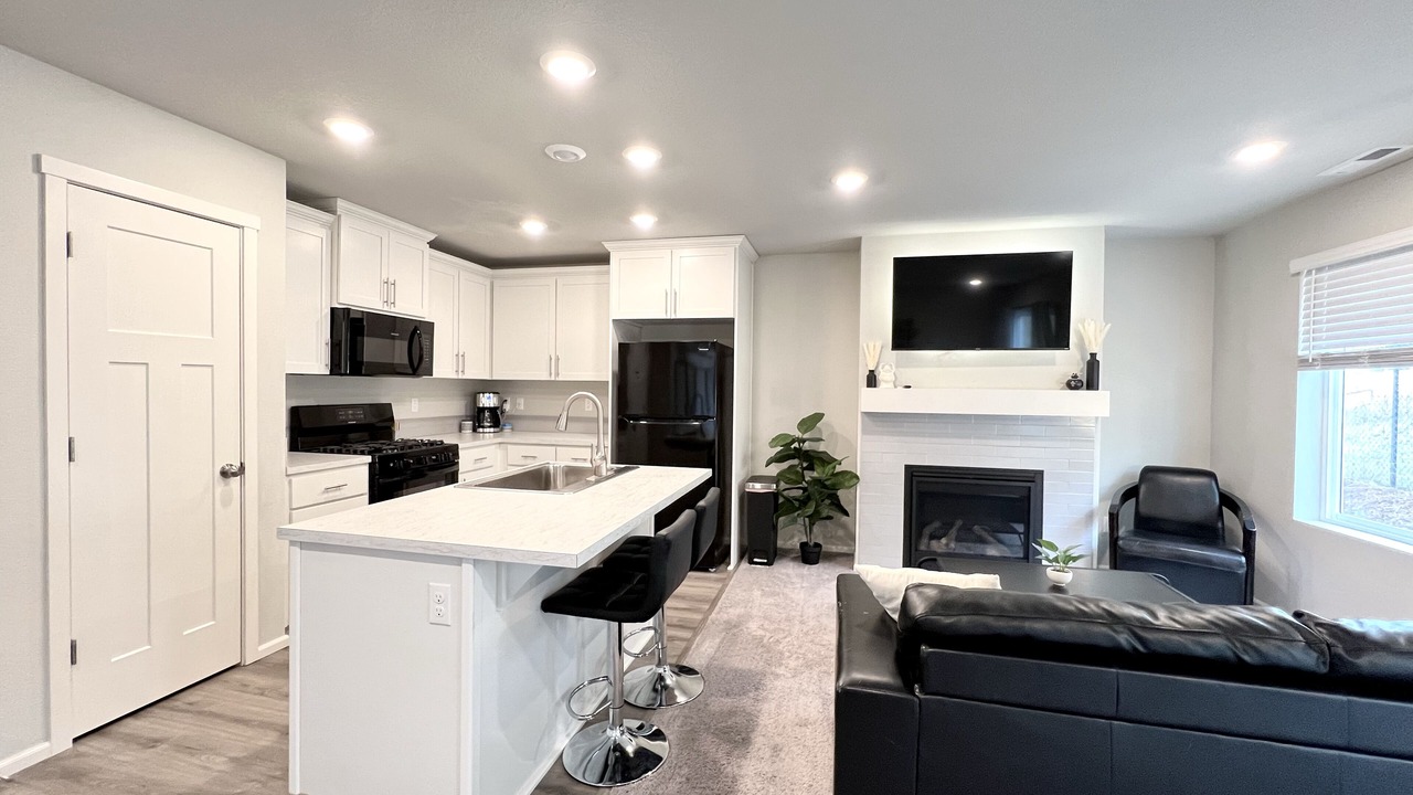 Photo of Livingroom in Forest Grove