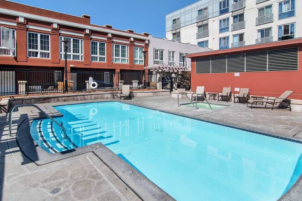Photo of Outdoor in Pacific Terrace