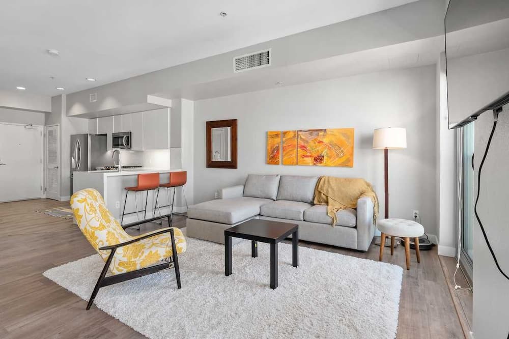 Photo of Livingroom in Pacific Terrace