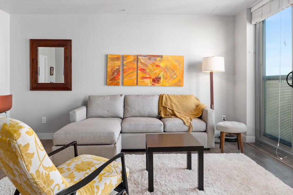 Photo of Livingroom in Pacific Terrace
