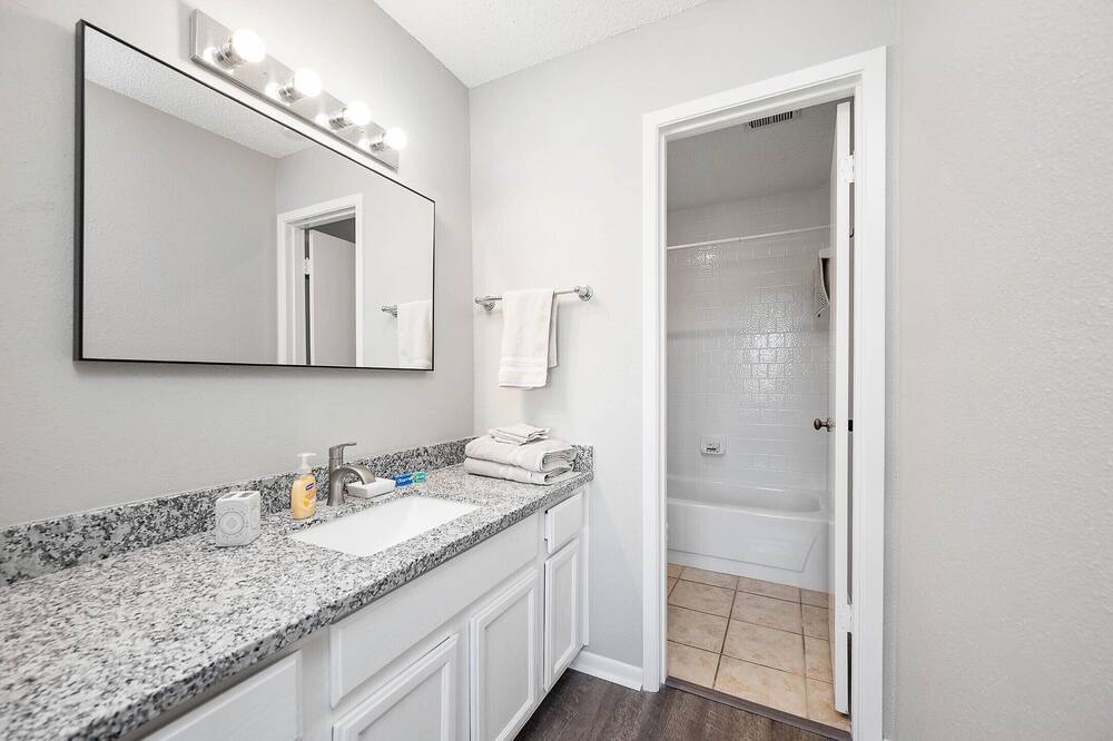 Photo of Bathroom in League City