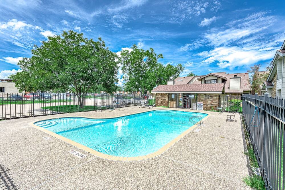 Photo of Outdoor in League City