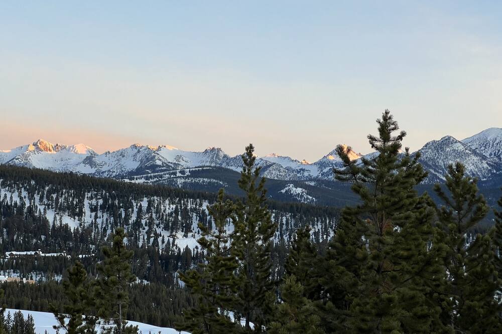 Photo of Outdoor in Spanish Peaks