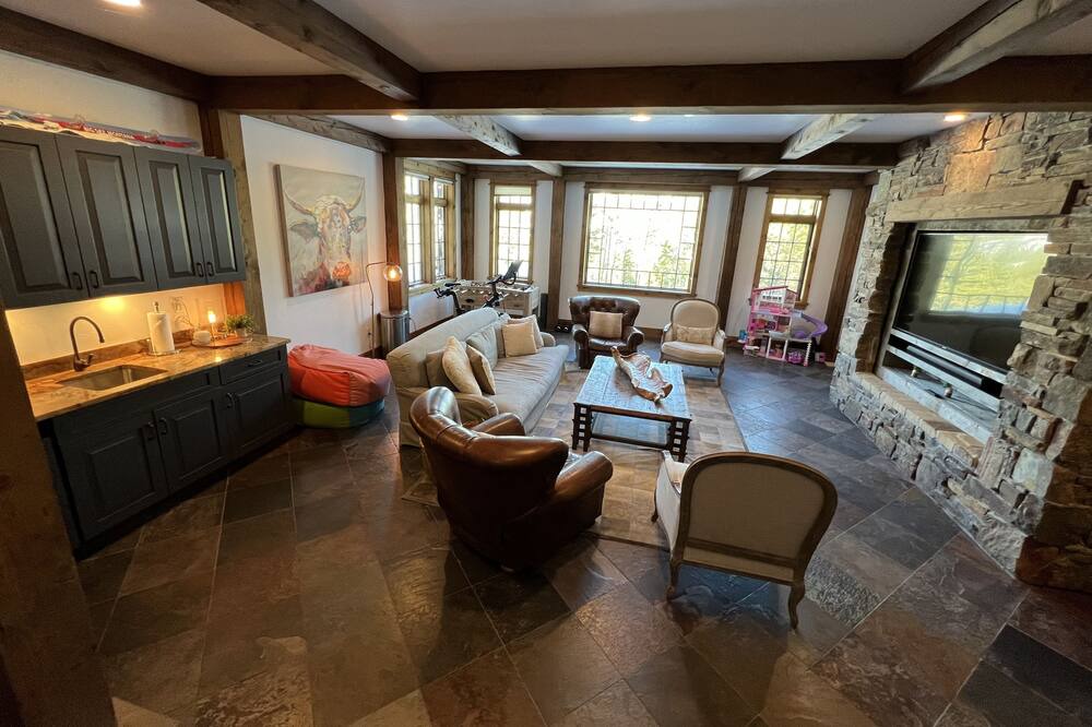 Photo of Livingroom in Spanish Peaks