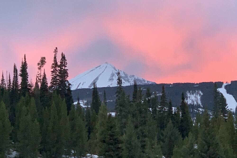 Photo of Outdoor in Spanish Peaks