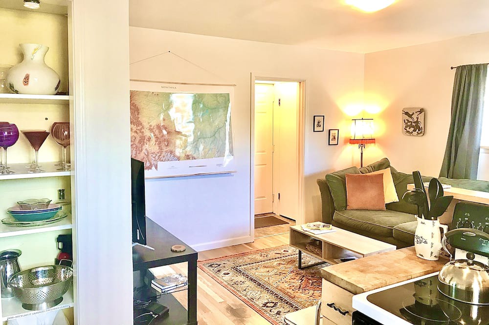 Photo of Livingroom in Rose Park