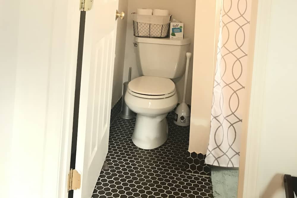 Photo of Bathroom in Rose Park