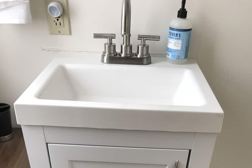Photo of Bathroom in Rose Park